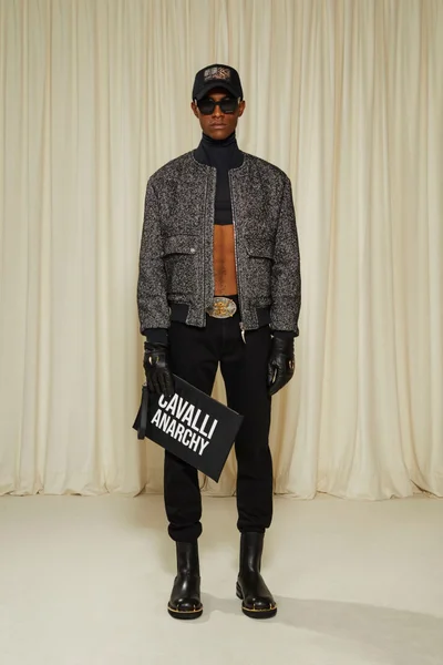 Look 54